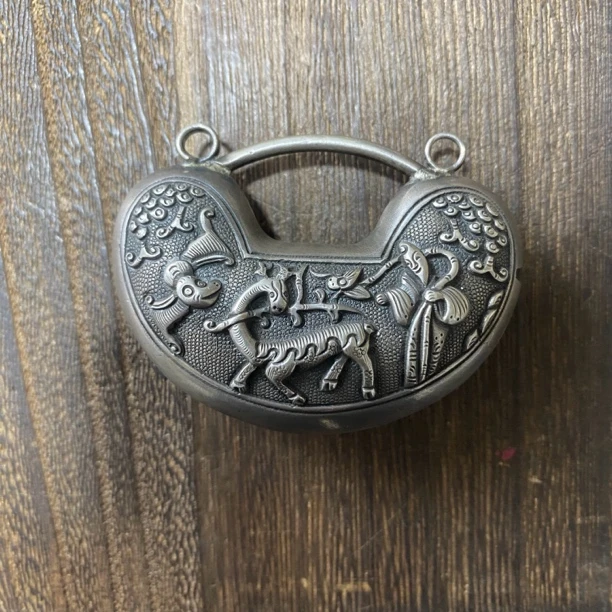 足银银制品 足银手工錾刻福禄寿锁包吊坠