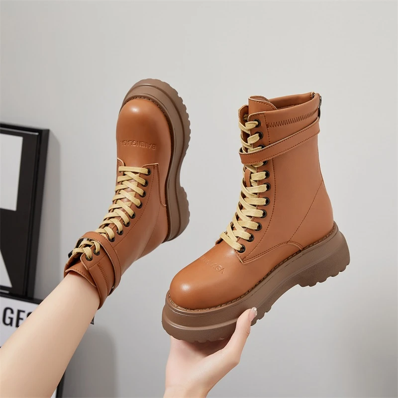 厚底马丁靴咖色短靴女显腿长瘦瘦靴子2023女靴秋新款英伦风机车靴