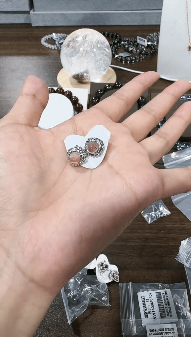 【闪购商品】水晶耳饰银S925镶嵌Y1056