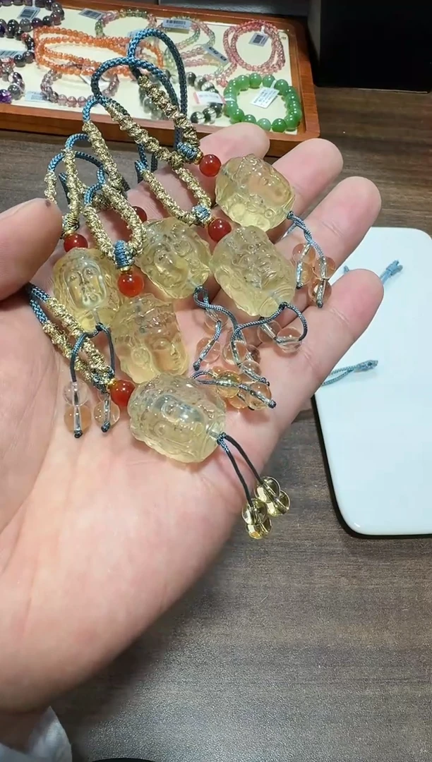 【闪购商品】水晶吊坠(赠链)未镶嵌匝1221   多样性发一件