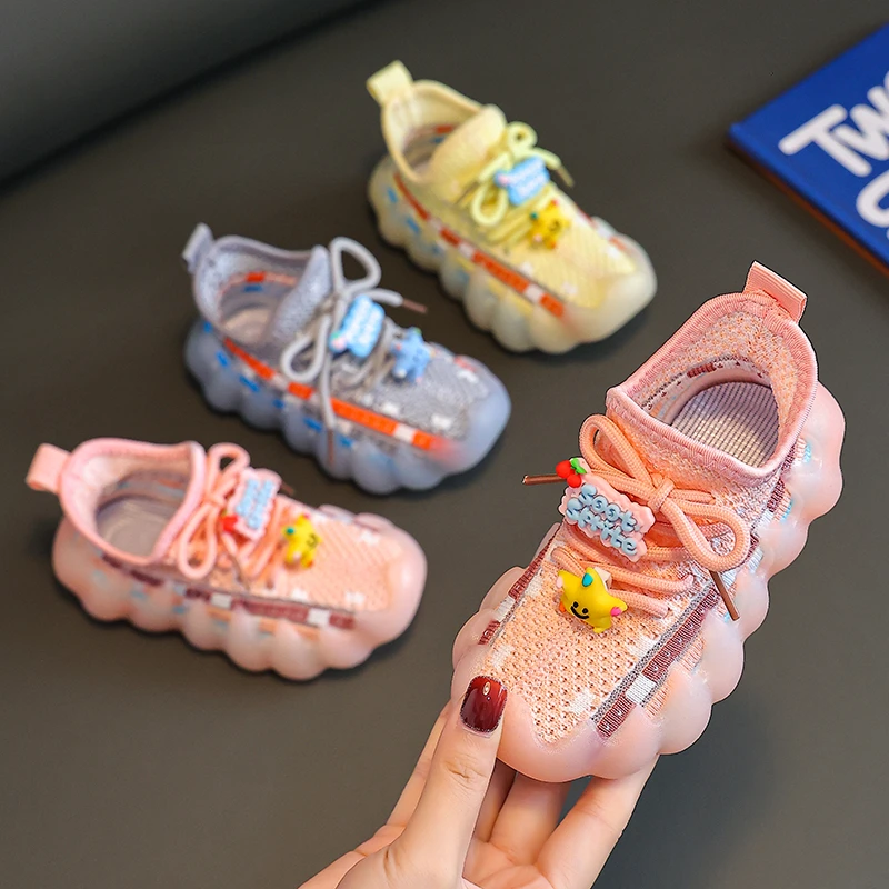 2023男女童运动鞋子透气网面夏季男女童鞋秋款大童单网鞋儿飞织鞋