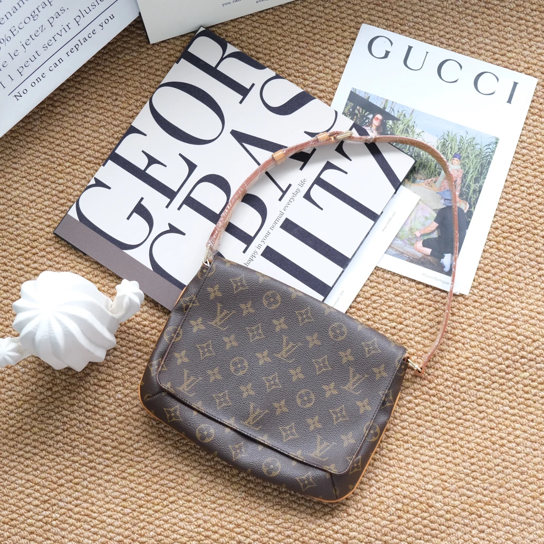 95新 LouisVuitton/路易威登 老花横版王菲包4014273