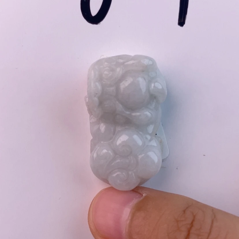 【闪购商品】翡翠颈饰未镶嵌貔恘