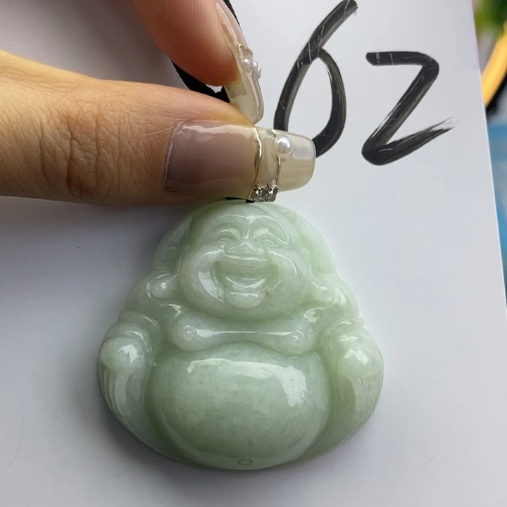 翡翠颈饰未镶嵌佛公