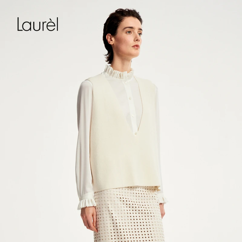 Laurel秋新款白色休闲针织马甲女LWD353M01300