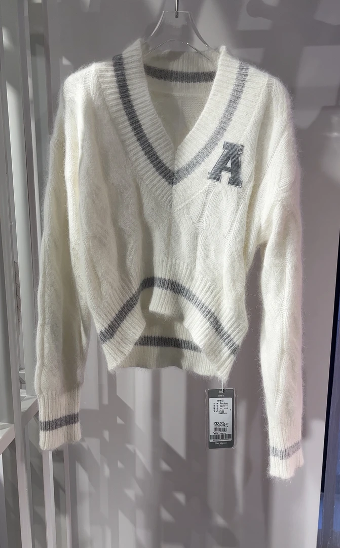 Anyspoor秋冬针织套头毛衣83C312