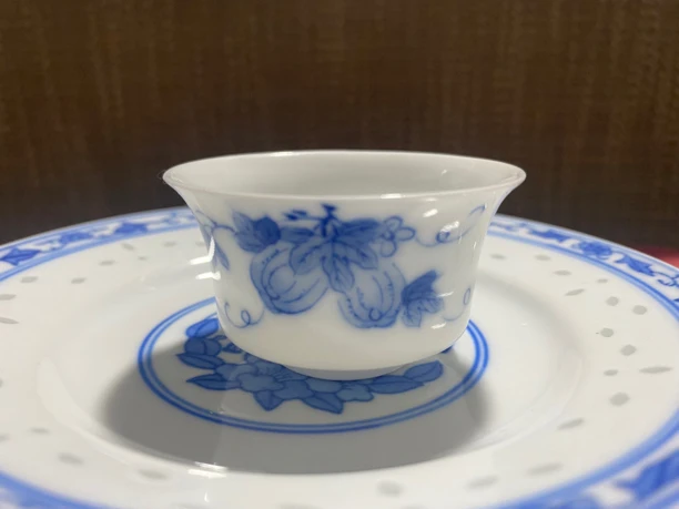 景德镇青花瓷手绘品茗杯一口杯品茗杯青花瓷功夫茶具纯手绘50CC