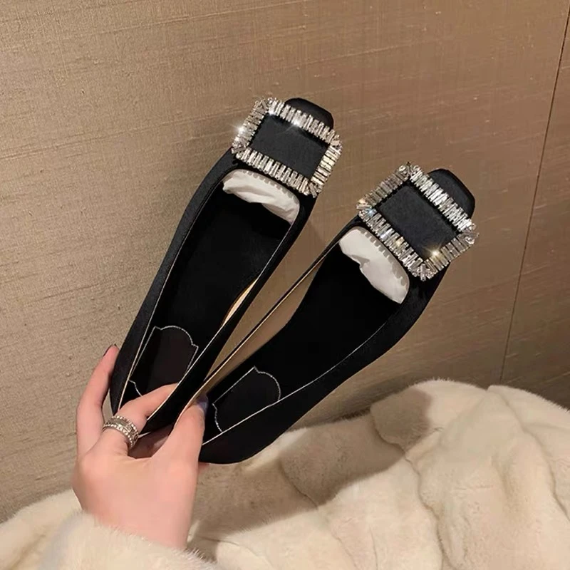 【茵茵家】精致小女人~绸缎气质水钻方扣平底鞋女高跟鞋婚鞋秋新款