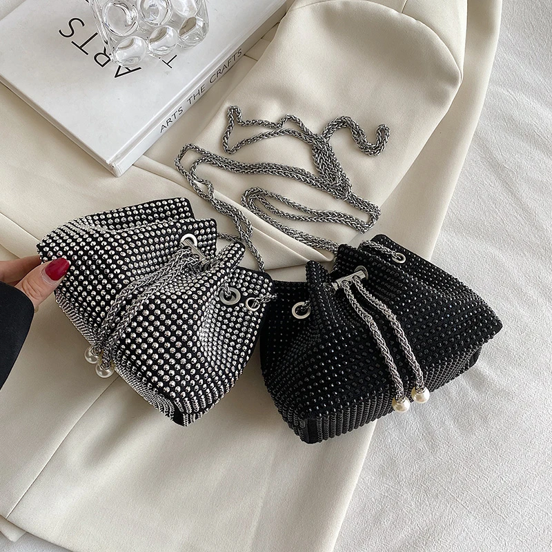 2024夏季网红爆款水钻女包时尚潮流镶钻福袋包韩版ins链条斜挎包