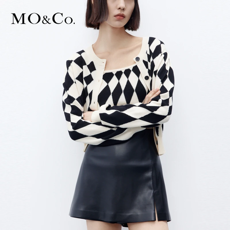 【赵老板专属】MOCO秋设计感棋盘格短款针织衫背心开衫MBC3CAR018