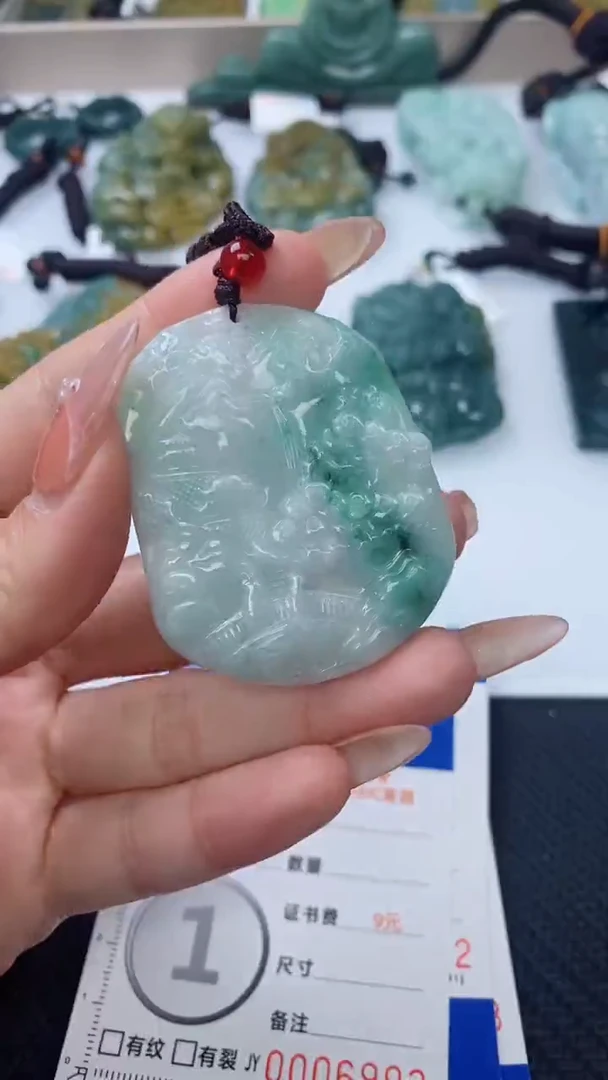 【闪购商品】翡翠颈饰未镶嵌