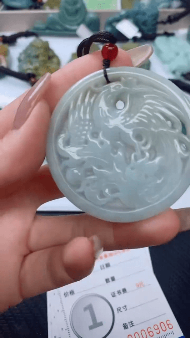【闪购商品】翡翠颈饰未镶嵌