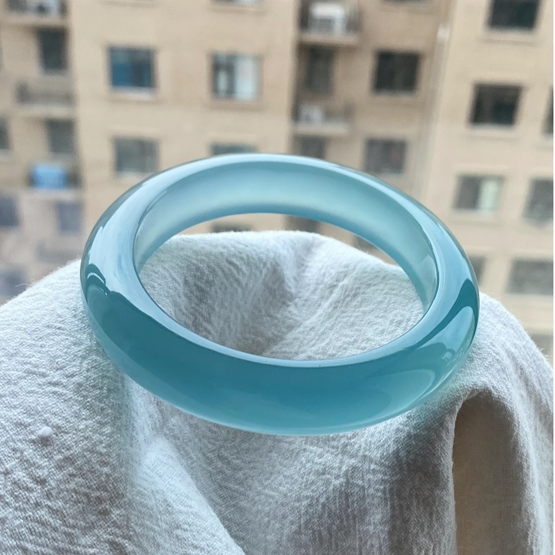 高品马达加斯加库里蓝玉镯天然蓝翡色玛瑙玉髓手镯礼物多样性发一