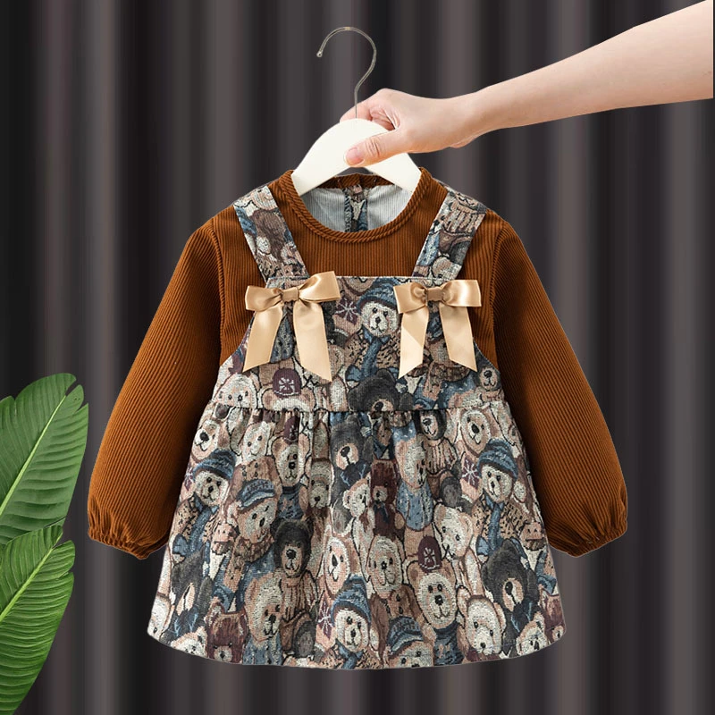 女宝宝吃饭围兜小公主罩衣防水防脏围裙儿童秋冬婴儿洋气外穿护衣