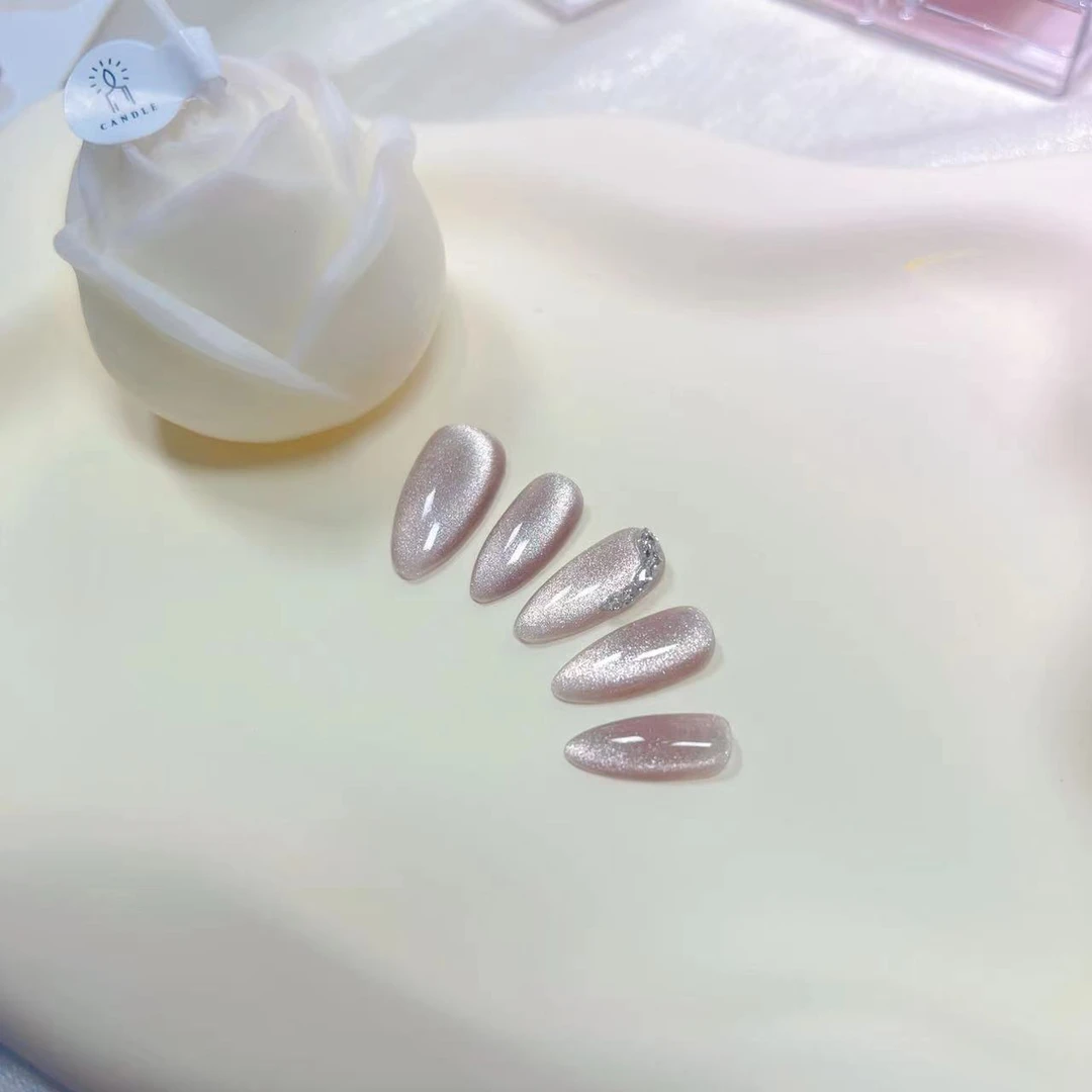 【桃桃雪山】温变猫眼椭圆甲锆石堆钻穿戴甲贴片氛围感美甲温柔仙女