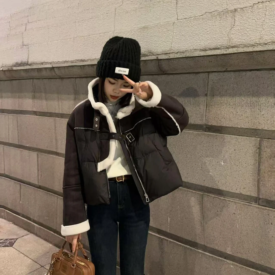 玳妮【立领皮毛一体鹅绒服】冬季机车金属卡扣羽绒服休闲百搭面包服