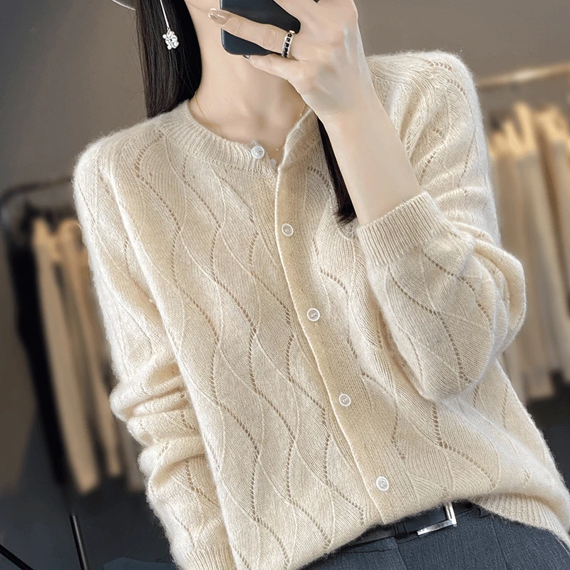 披罗衣之璀粲兮~秋冬新款波浪纹纯羊毛开衫女圆领镂空 JG-809