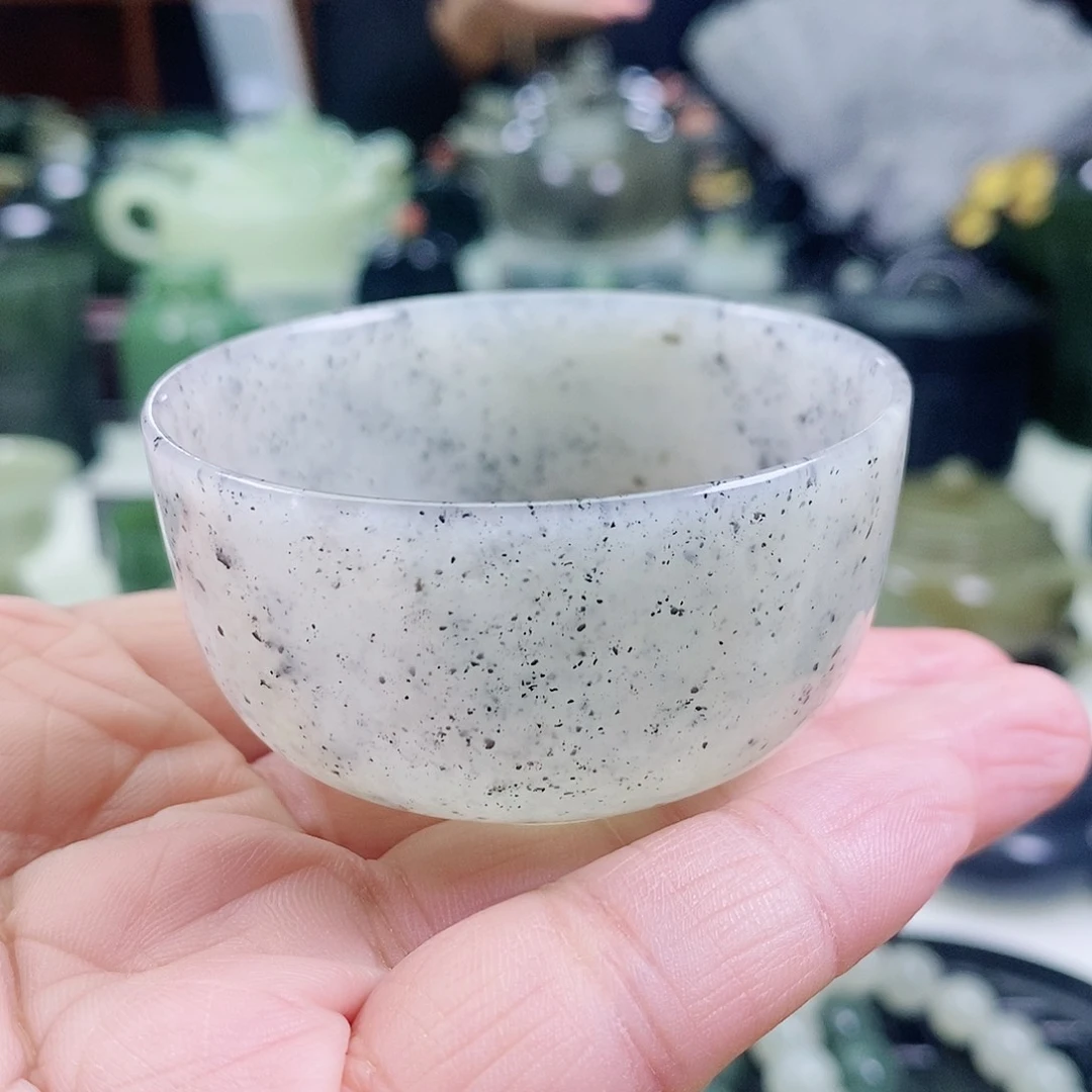 和田玉山料青花茶杯未镶嵌