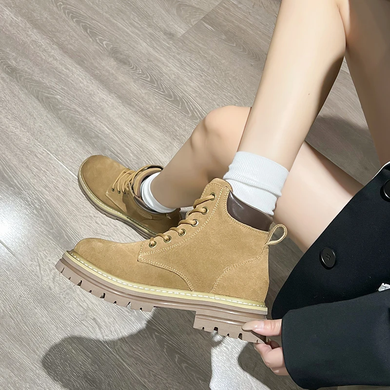 真皮透气内增高马丁靴女2024秋季新款软皮软底复古女短靴磨砂牛皮