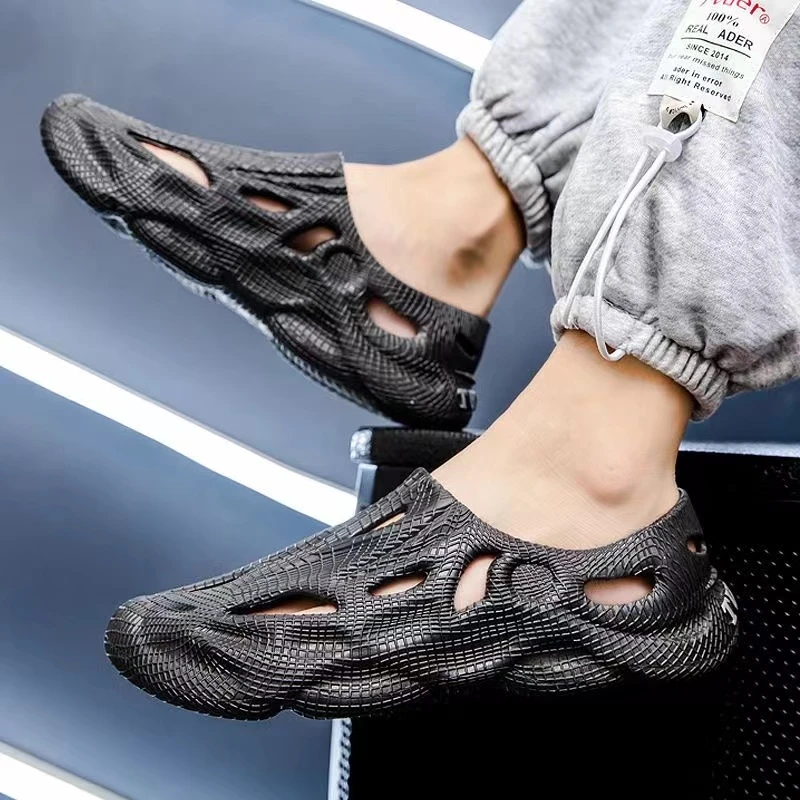 夏季新款洞洞鞋男士防滑透气厚底外穿运动旅游涉水男全包头凉鞋