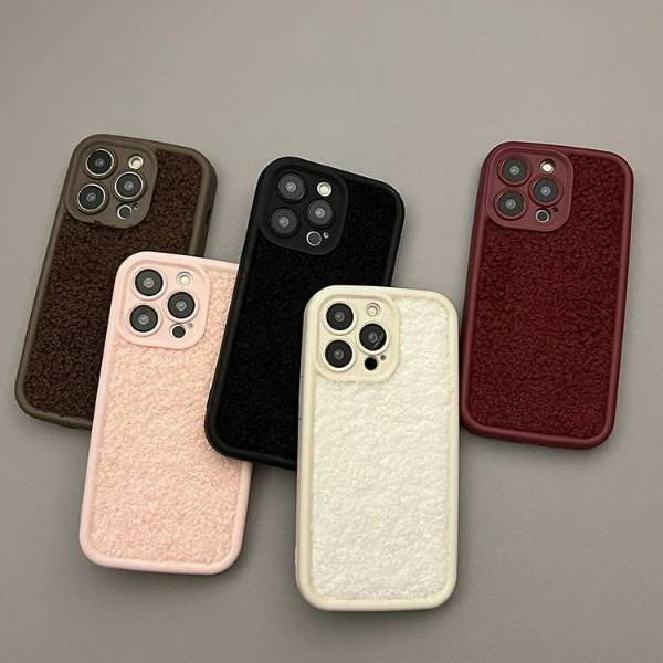 新款秋冬毛绒适用苹果15promax手机壳iPhone14/13全包11/12防摔xs