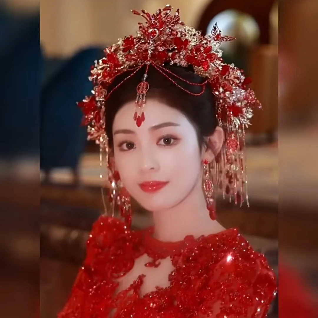 新娘秀禾头饰半冠大气红色婚纱结婚发饰中式红色流苏额饰半冠