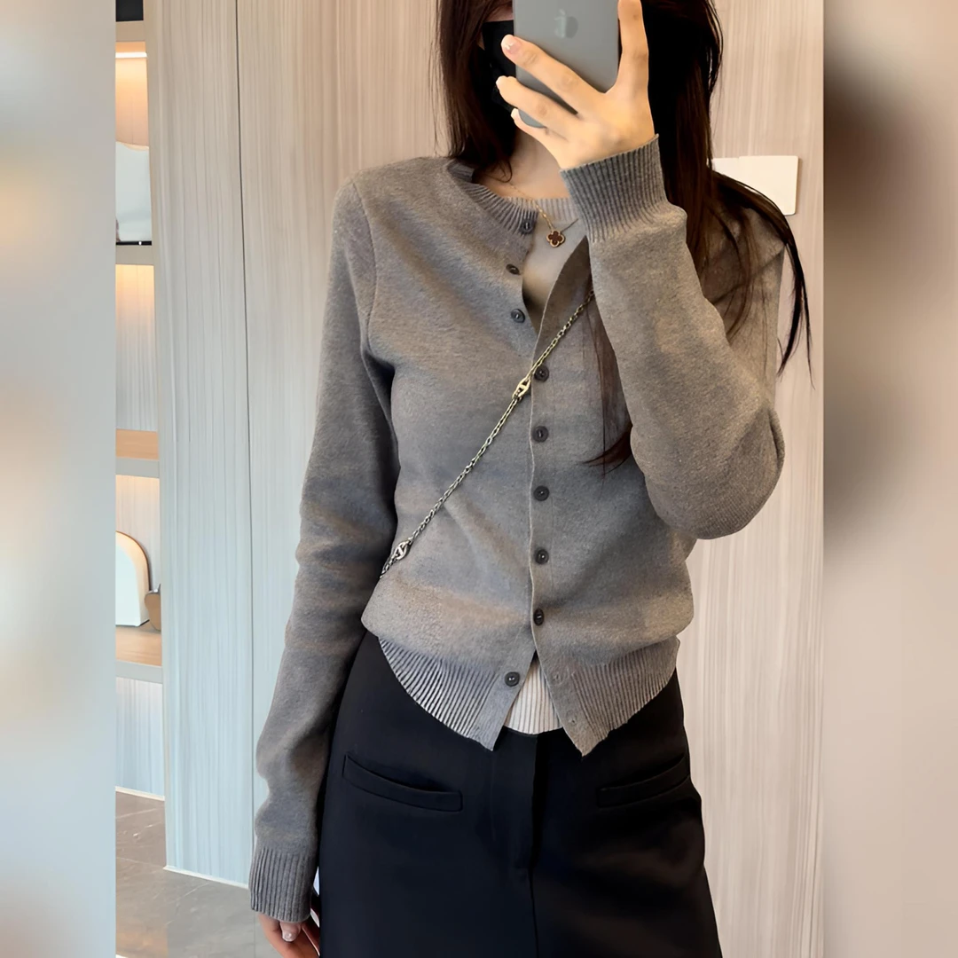 DADI定制2024秋冬新款拼色假两件显瘦毛针针织衫毛衣女