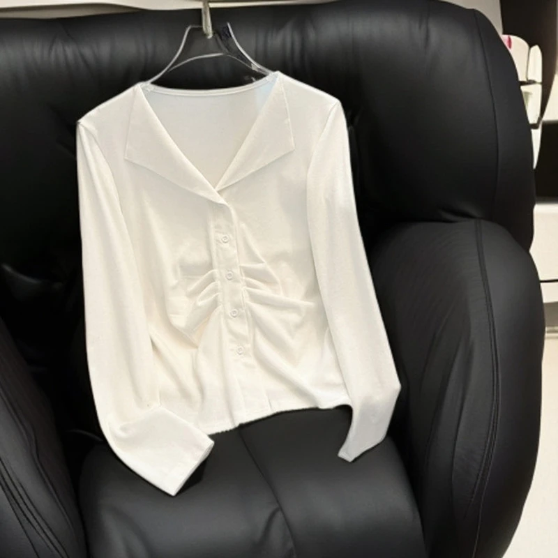 秋冬新款修身上衣设计感小众纯色排扣t恤打底开衫翻领大码长袖女