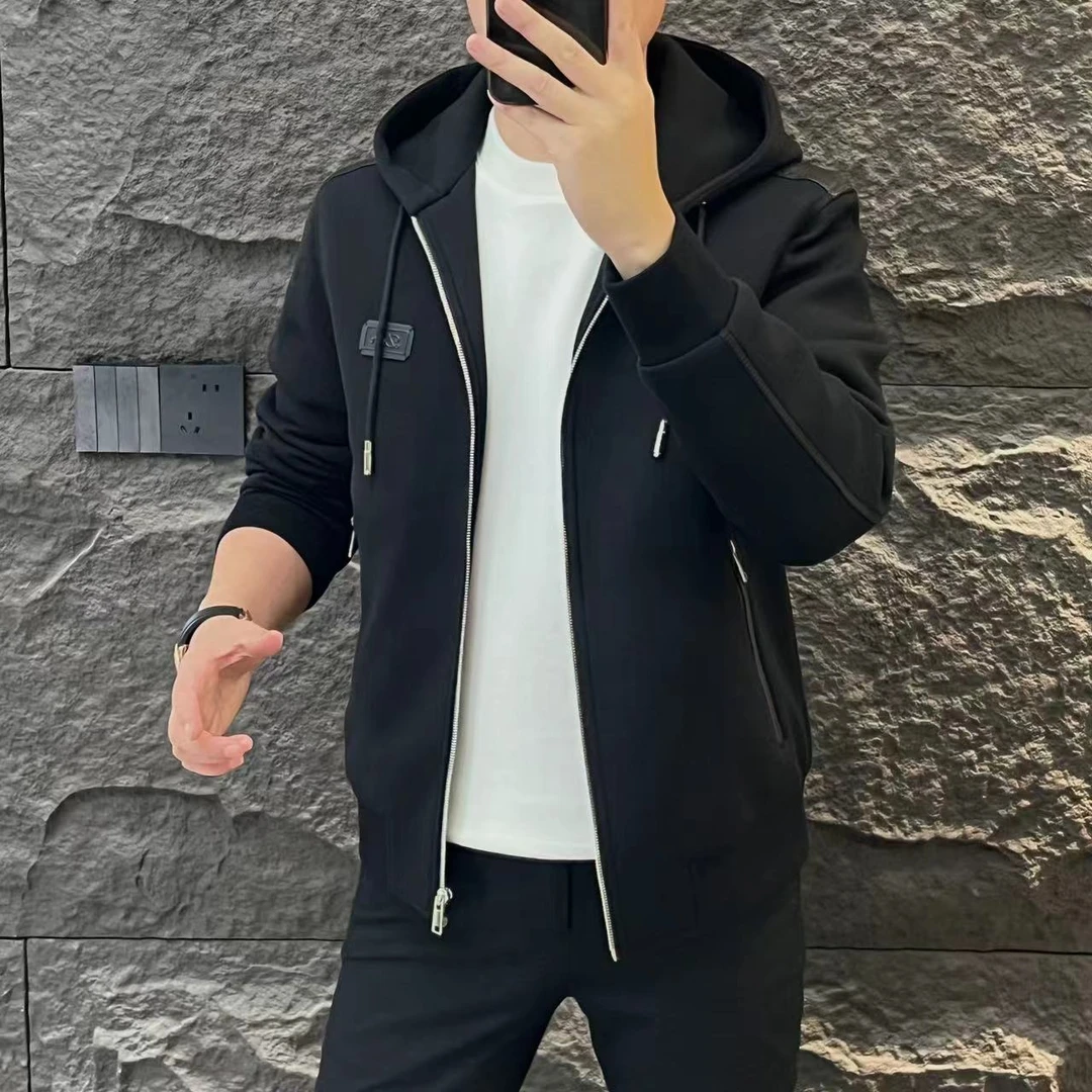 新款高端男士潮流百搭个性胸标休闲连帽羽绒服J25961