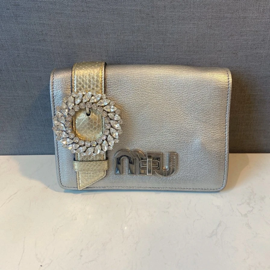 95新 MIU MIU/缪缪 缪缪银色链条包/1049 8725
