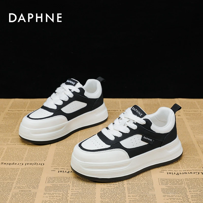 Daphne/达芙妮新款时尚百搭厚底板鞋潮流小众女鞋