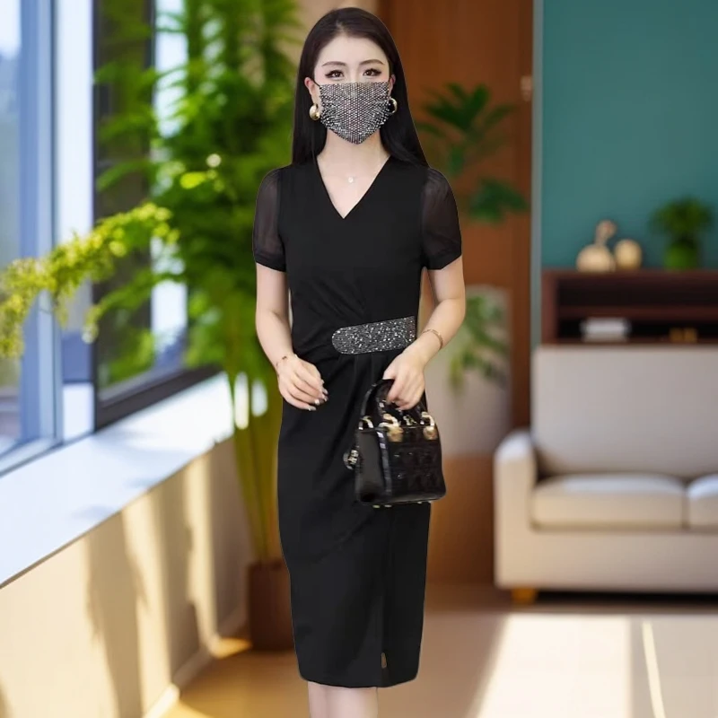 夏季新款高级感时尚气质轻奢女人味收腰显瘦优雅高冷御姐风连衣裙