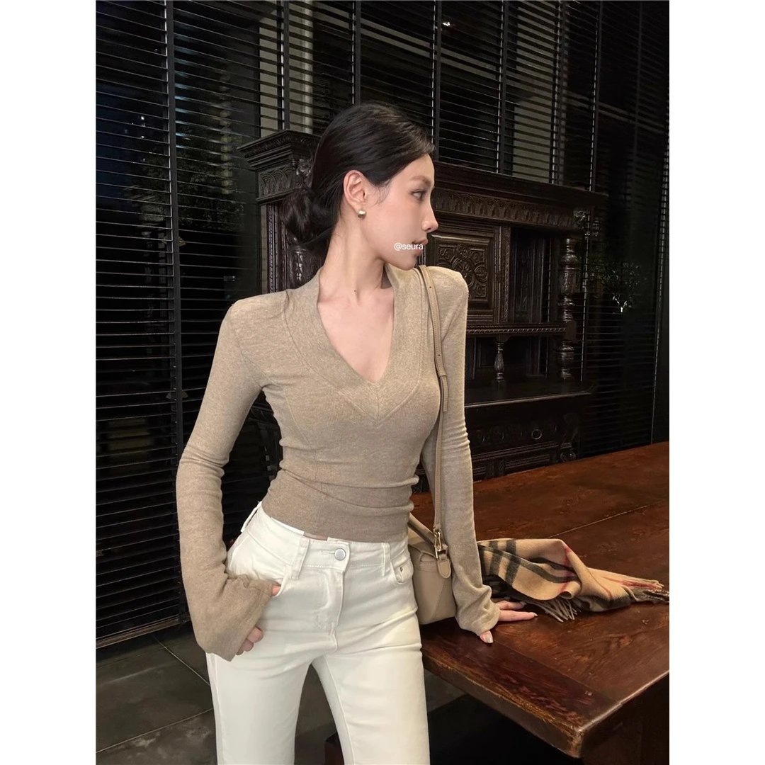 【小狮子专属】性感v领长袖正肩针织衫女秋冬基础款修身内搭弹力显