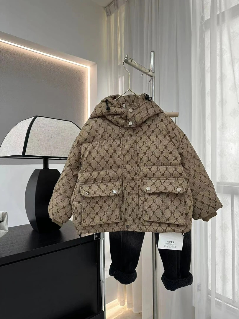 大宝童装/3601款，保暖羽绒服老花连帽韩版