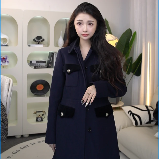 亿颗潮奢 99新 瘦瘦 古驰 墨蓝色呢子大衣 40码 E158