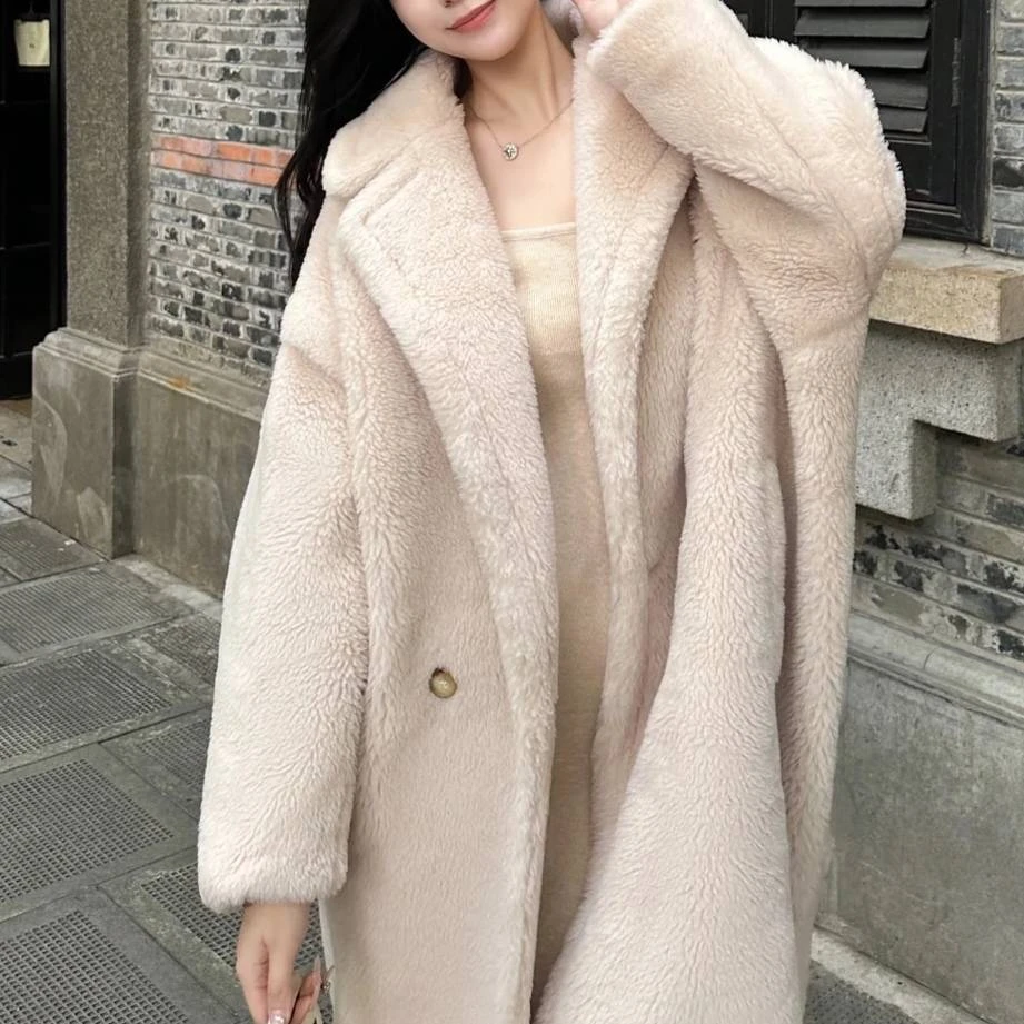 全新未使用 亿颗潮奢 MiYa MaxMara白色泰迪大衣 羊驼毛 S码 Y60