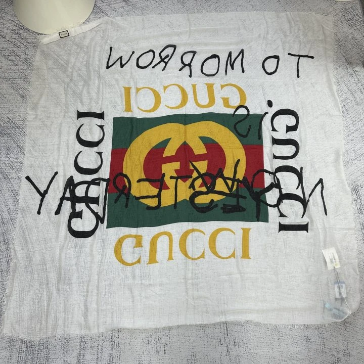 全新未使用 亿颗潮奢 GUCCI古驰 红绿logo丝巾大方巾C085