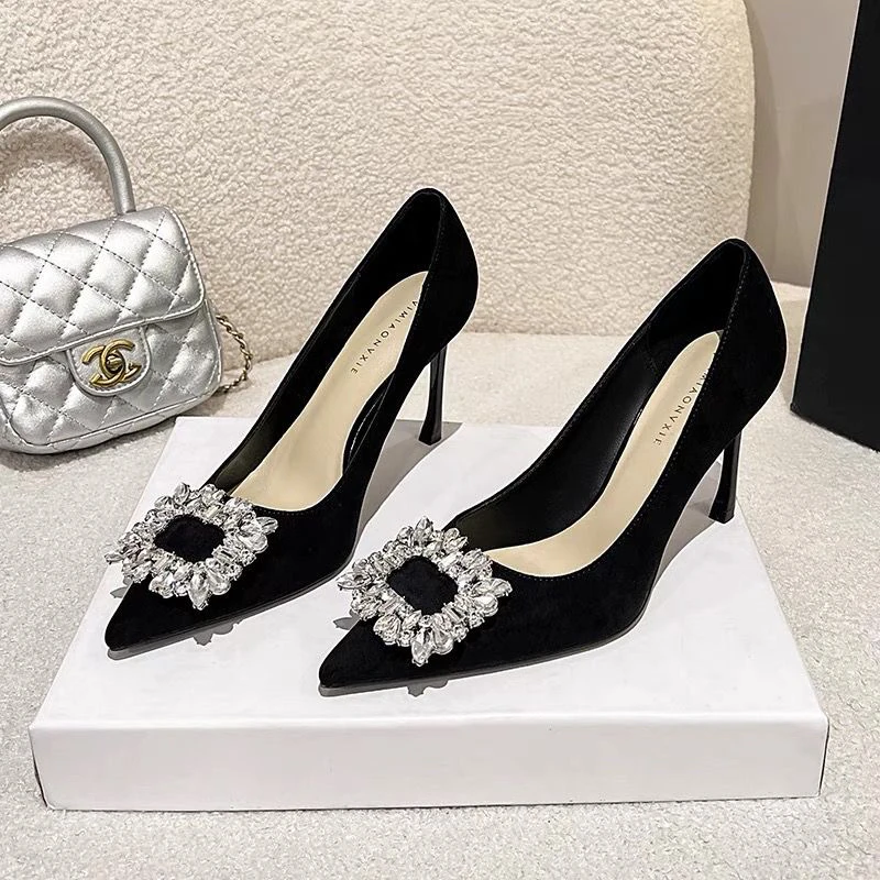 V妙水钻方扣高跟鞋女黑色细跟气质名媛2023春秋新款尖头法式单鞋