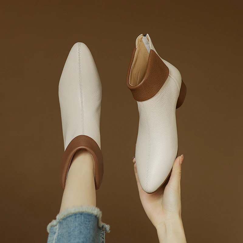 3cm[34-39]软羊皮尖头小短靴女2025年真皮拼色粗跟百搭舒适及裸靴