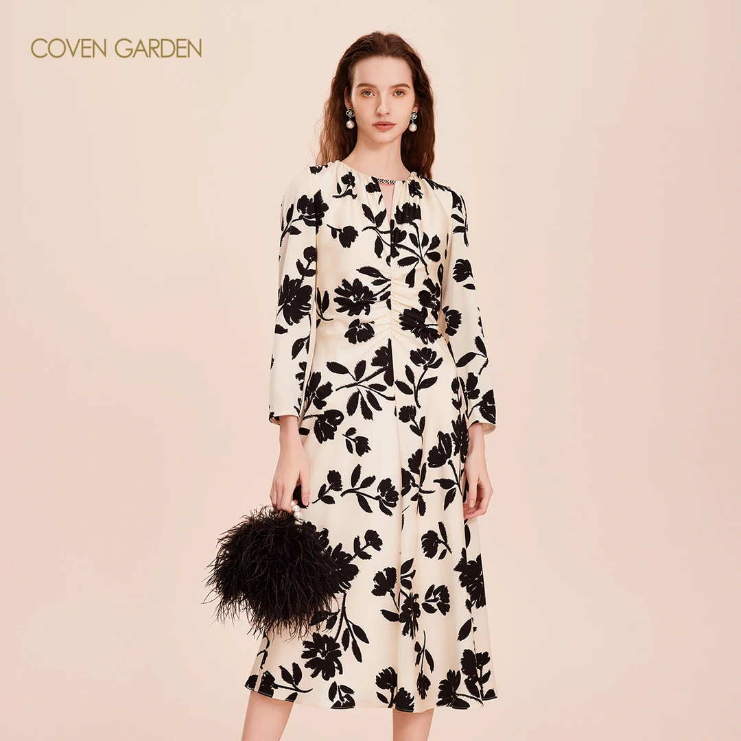 哥文花园 黑色花朵串珠时髦优雅显瘦长袖连衣裙 CLC4081088