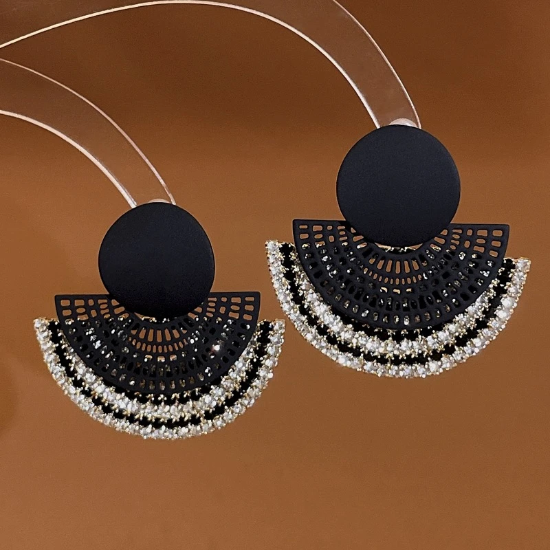 时尚镶锆流苏双层半圆耳环轻奢黑色高级感气质潮耳饰