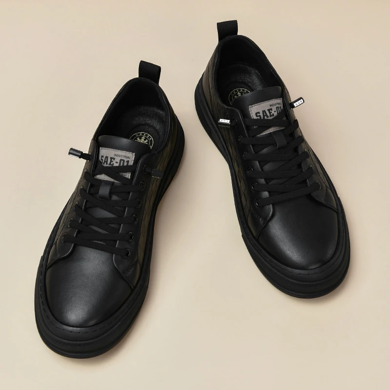 7685休闲皮鞋男新款时尚男士百搭韩版潮流运动透气学生低帮小白鞋