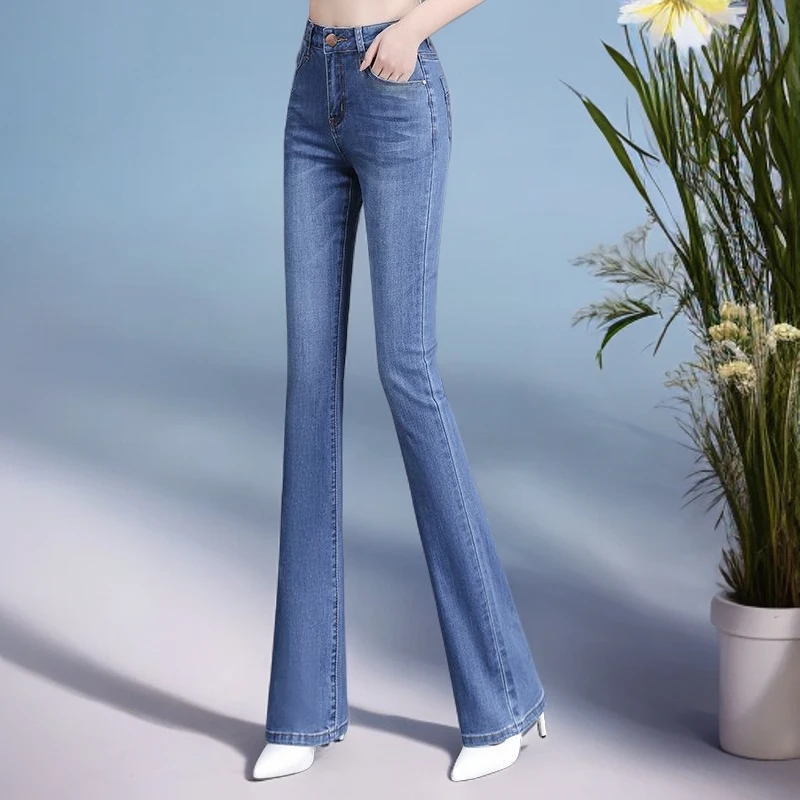 浅蓝色喇叭牛仔裤女秋冬加绒爆款韩版高腰修身显瘦大码加厚微喇裤