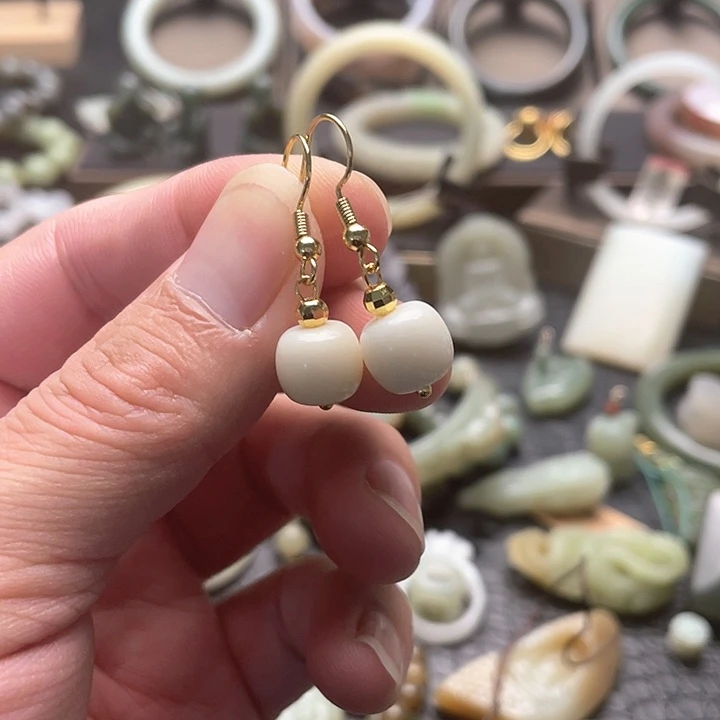 和田玉耳饰14K金镶嵌