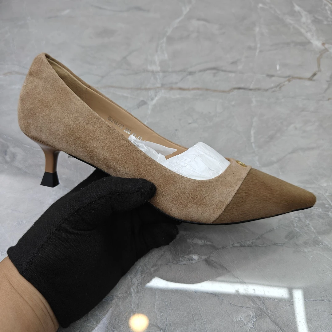 （孤品）36/37码羊皮尖头细跟高跟鞋a177