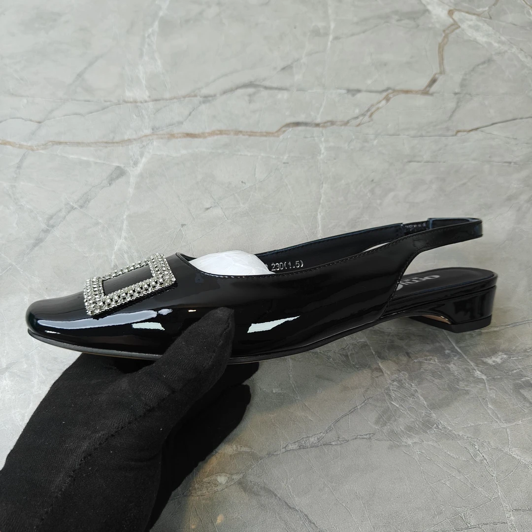 （孤品）35码牛皮包头凉鞋女65129