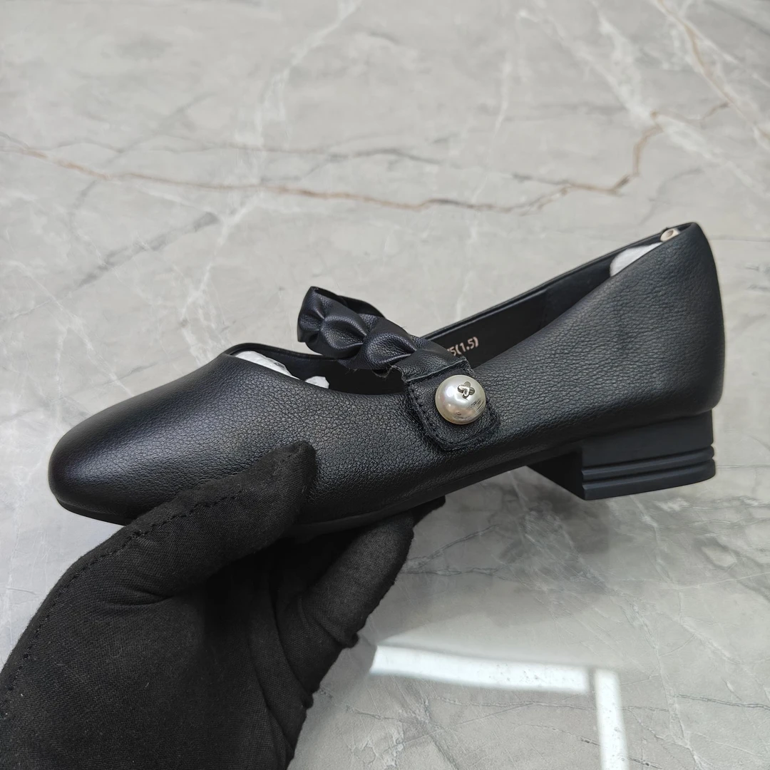 Z（孤品）38/39码牛皮 粗跟单鞋女31045 Niu