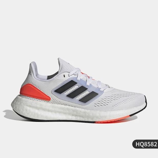 Adidas/阿迪达斯Pureboost 22女子低帮缓震运动跑步鞋 HQ8582