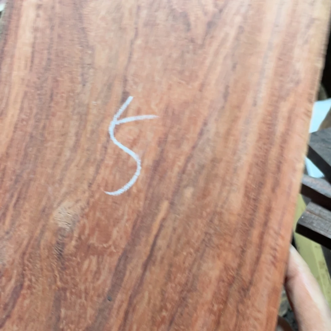 【闪购商品】雕刻木材諾*