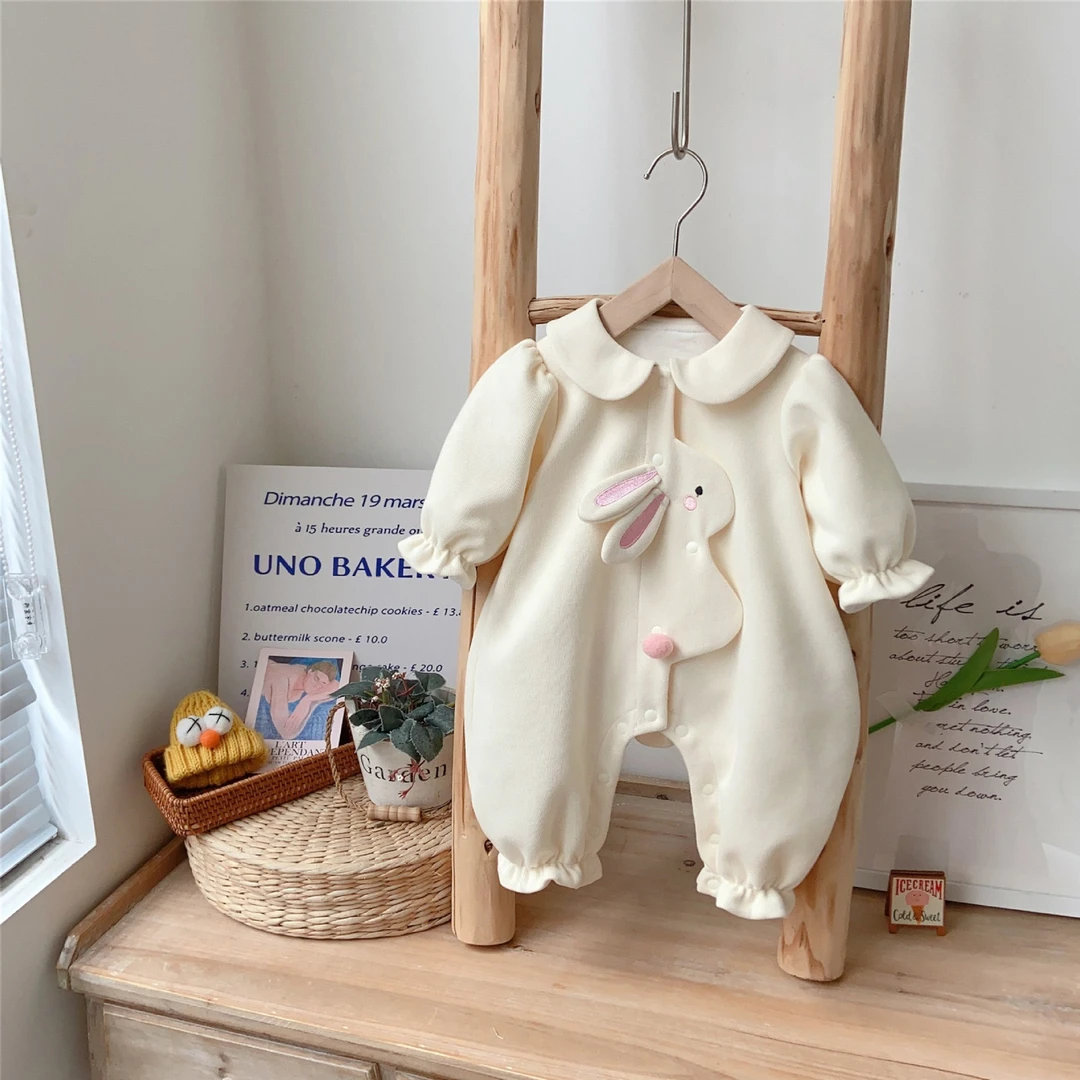 新生婴儿秋装哈衣周岁女新生儿衣服可爱女婴满月百天长袖连体衣